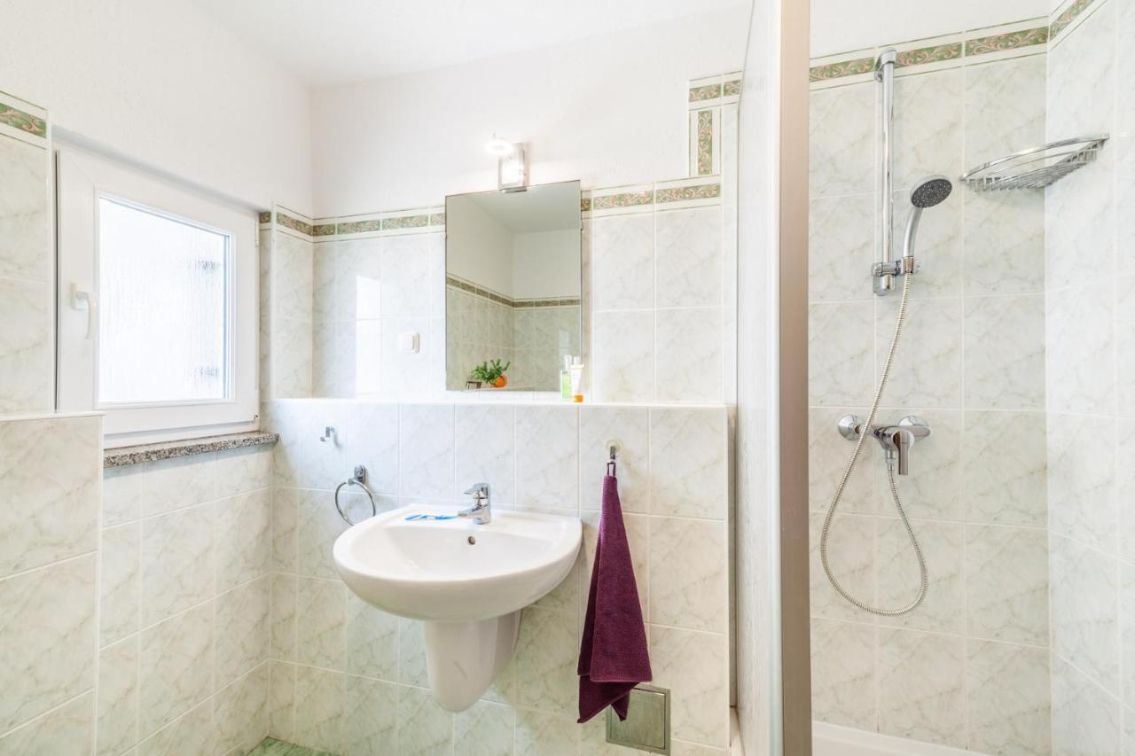 Ferienhaus Rajka Kustići Екстериор снимка
